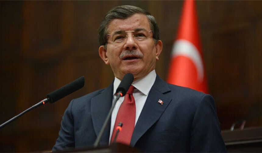 Ahmet Davutoğlu hakkında Cumhurbaşkanına hakaret soruşturması
