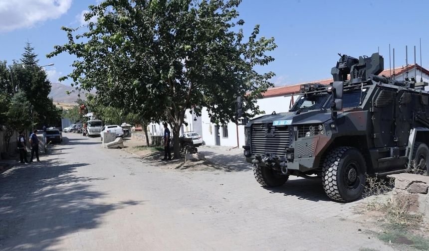 Sivas'ta 11 aylık bebek 53 personelle aranıyor