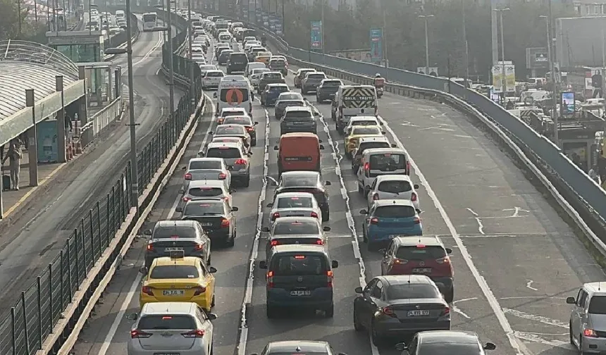 Trafikteki araçların 7 milyonu 20 yaşın üzerinde