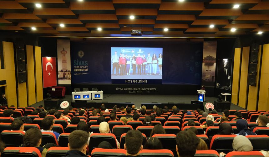 Sivas'ta fizik konuşuldu