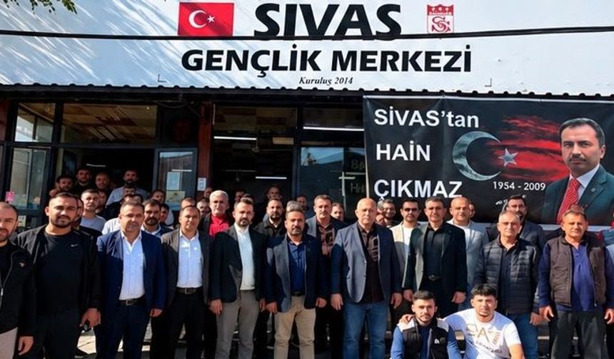 İzmir'de Sivaslılardan iddialara tepki: Sivas'tan hain çıkmaz!