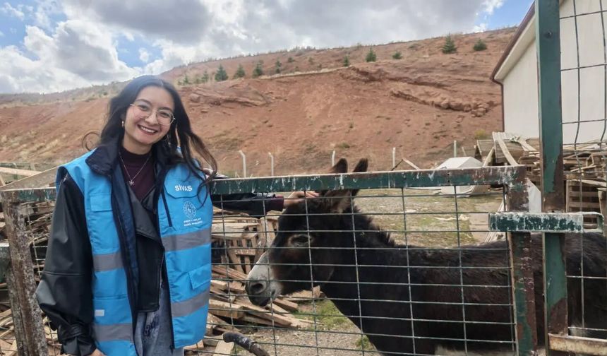Sivas’ta öğrencilerin hayvan sevgisi