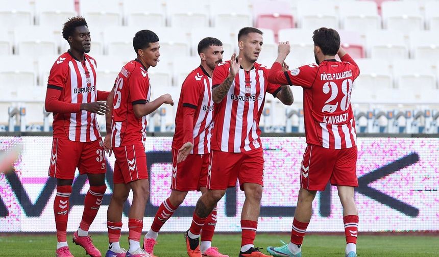 Sivasspor evinde 3 puan hasretini sonlandırdı