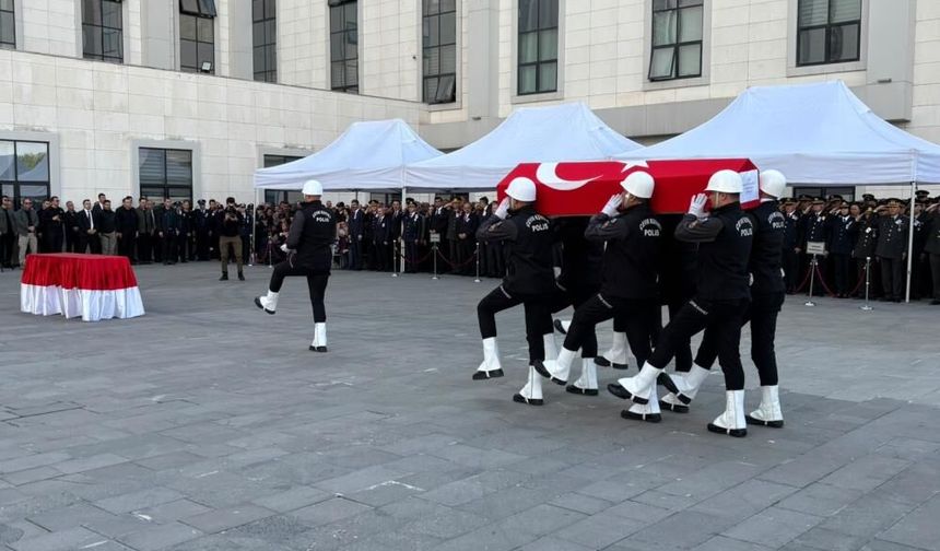 Şehit Polis memuruna tören düzenlendi