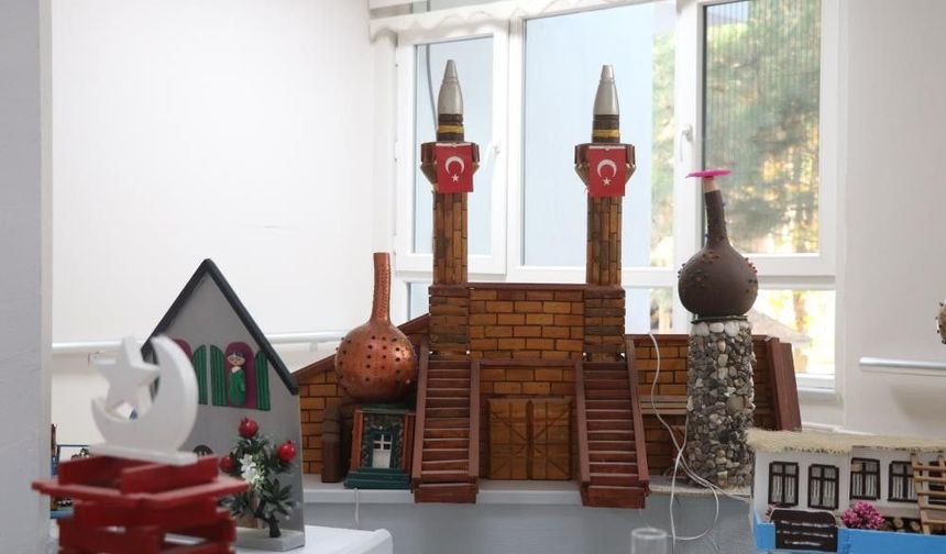 Sivas’ta Huzurevi Sakinleri Üreterek Zamanlarını Değerlendiriyor