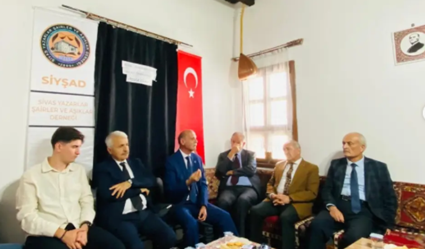 SİYŞAD’dan Usta Şaire Vefa: Attila İlhan Şiirlerle Anıldı