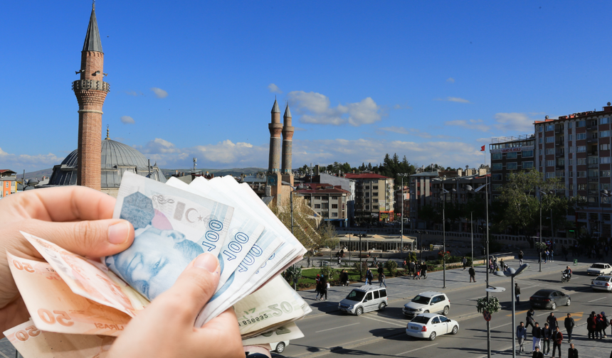 Sivas’taki Üniversitelilere Müjde 19 Bin 250 TL Gelir Desteği