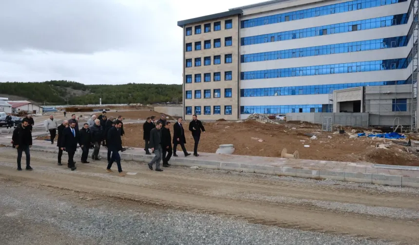 Sivas Cumhuriyet Üniversitesi Yeni Hastanesi Ne Zaman Tamamlanacak?