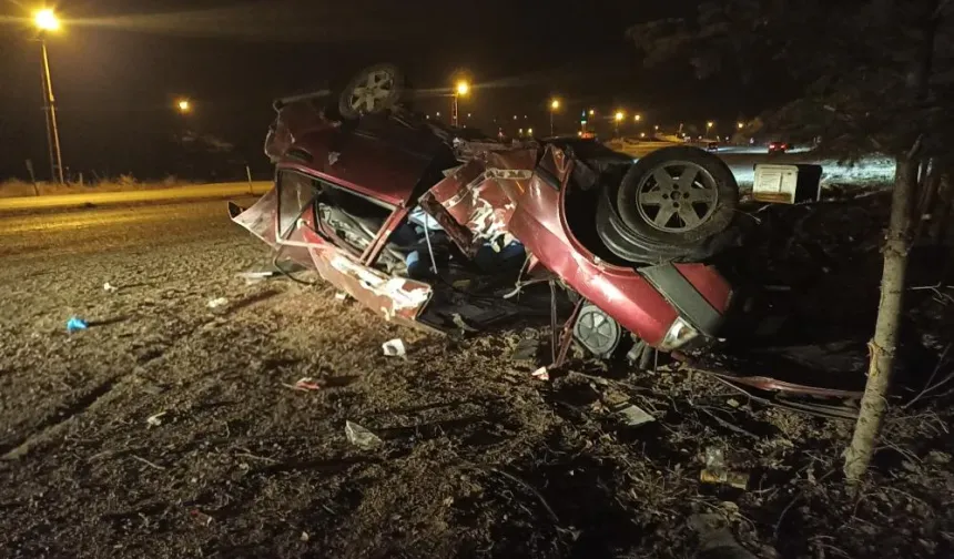 Sivas'ta Takla Atan Aracın Şoförü Hastanede Vefat Etti!